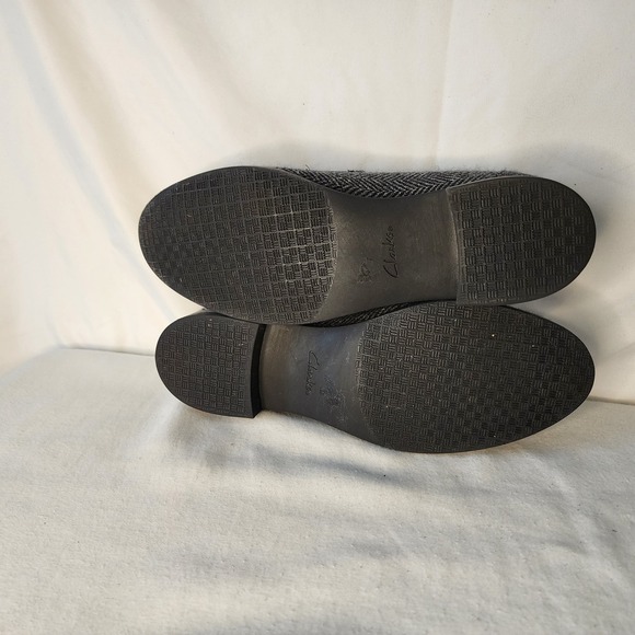 Clarks Collection Women's Loafers Herringbone Black Patent Trim Size 7.5 M - Picture 7 of 7